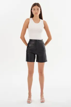BERNICE | High-Waisted Leather Shorts