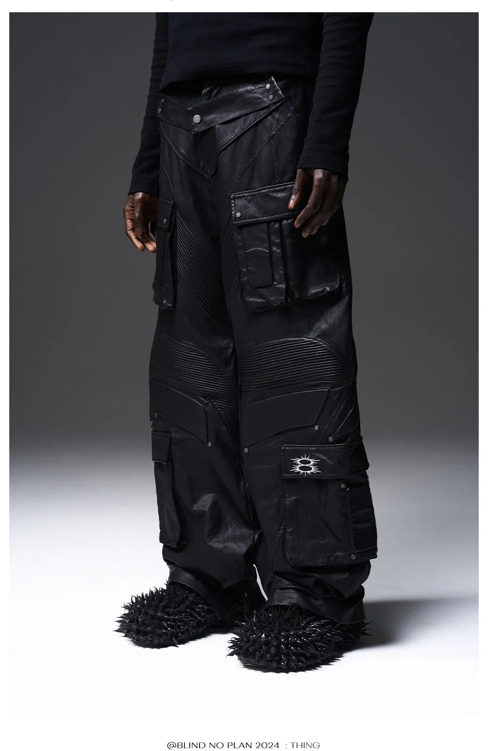 Multi-pocket leather pants