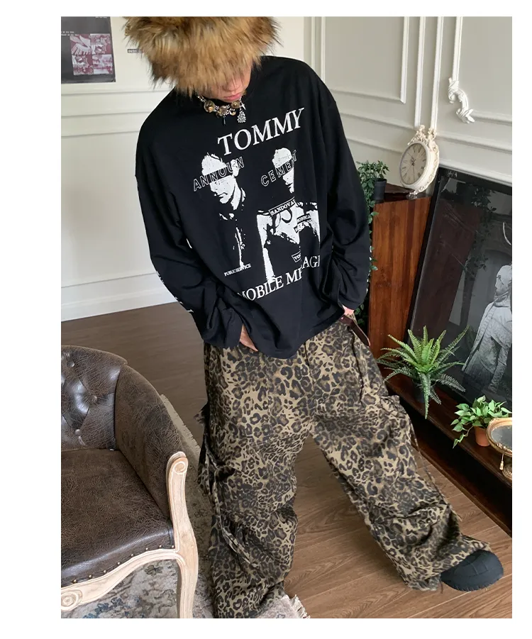Pleated multi-pocket wide pants