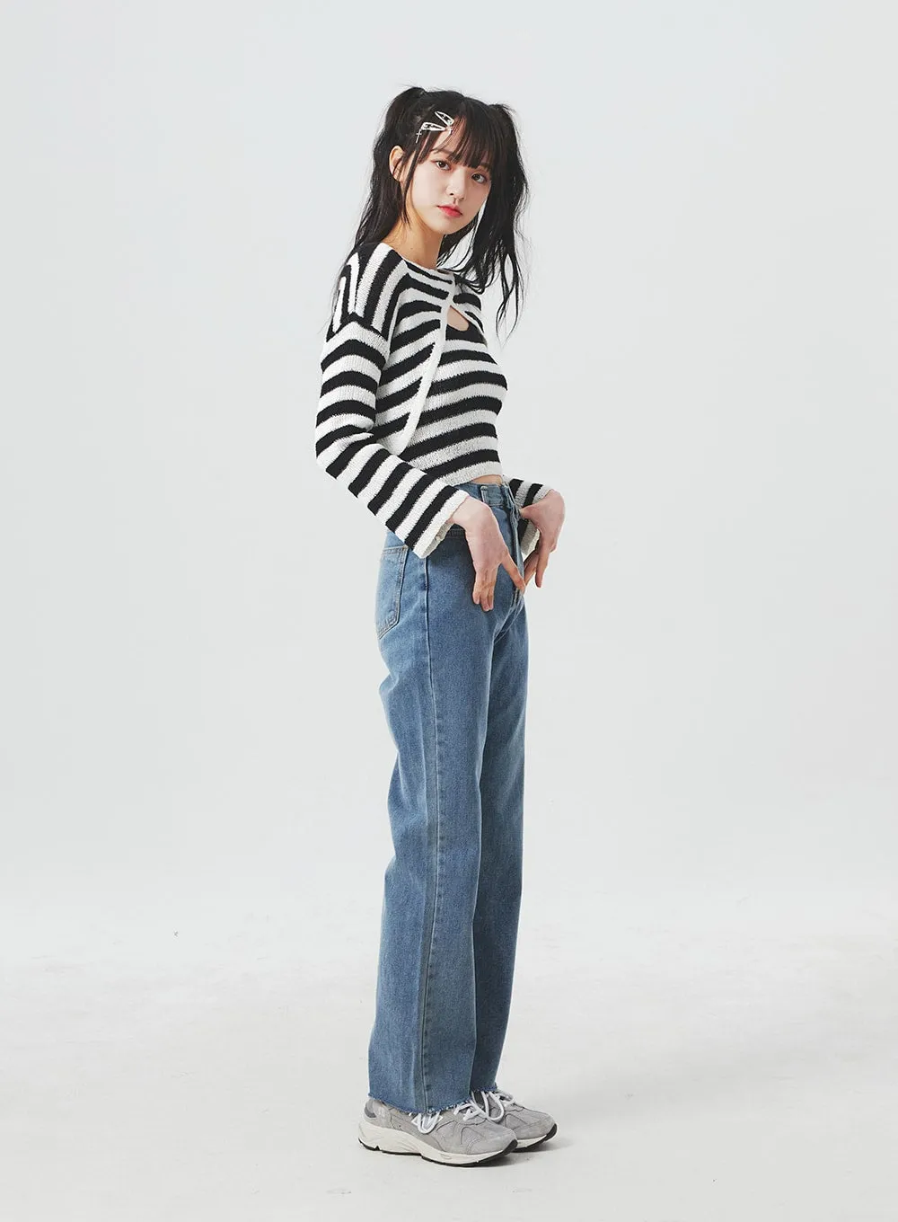 Straight Leg Blue Jeans BA303