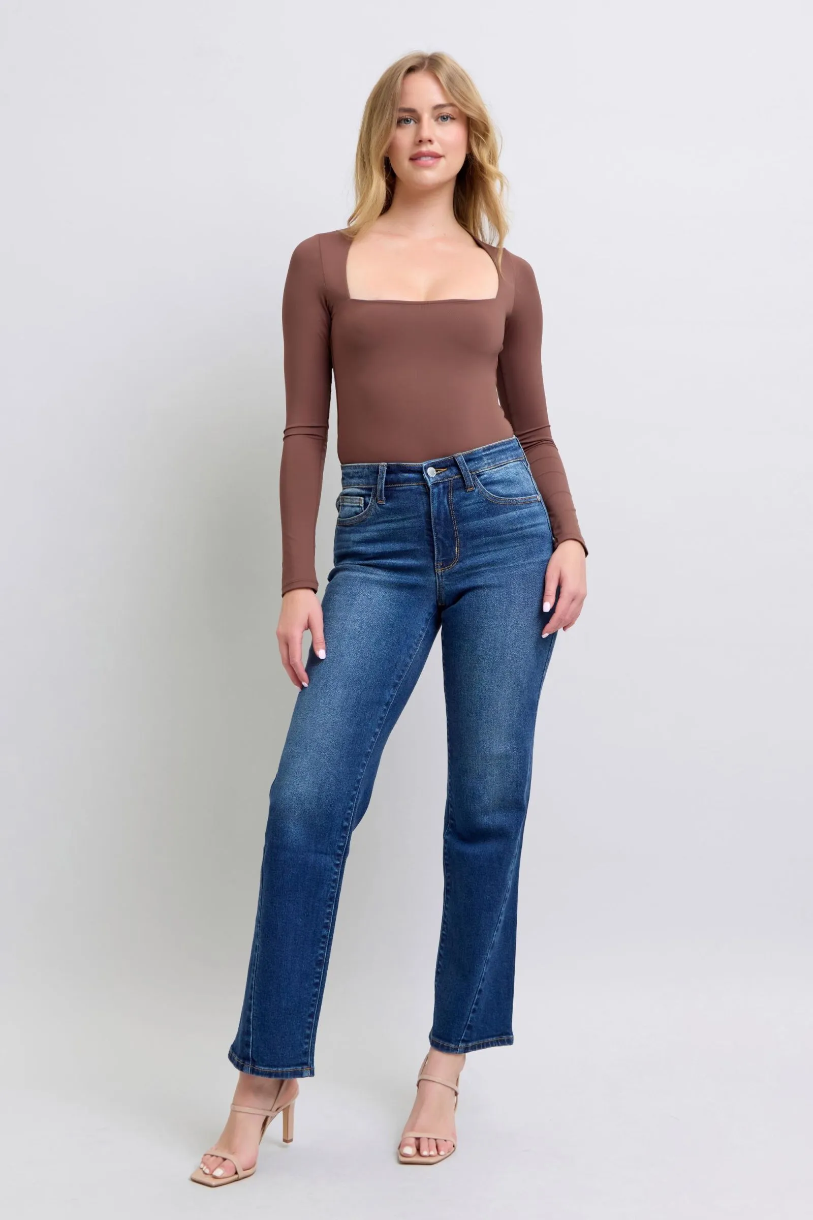 Suzie -  Detail Straight Jeans - Judy Blue - Exclusively Online