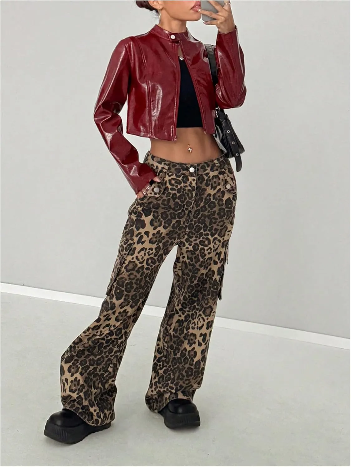 Verdusa Women's Motorcycle Leather Bomber Jacket Y2k Zip Up Cropped Outerwear
