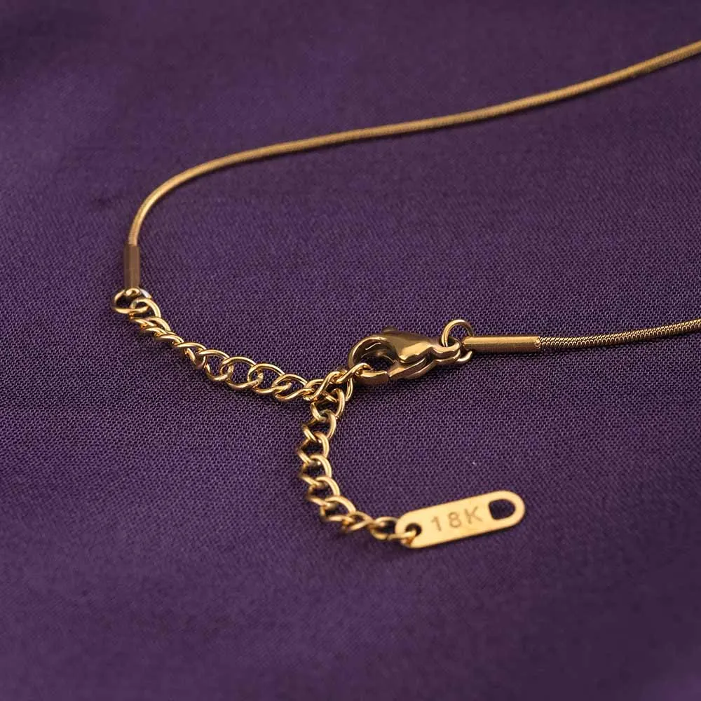 White Stone Simple Necklace
