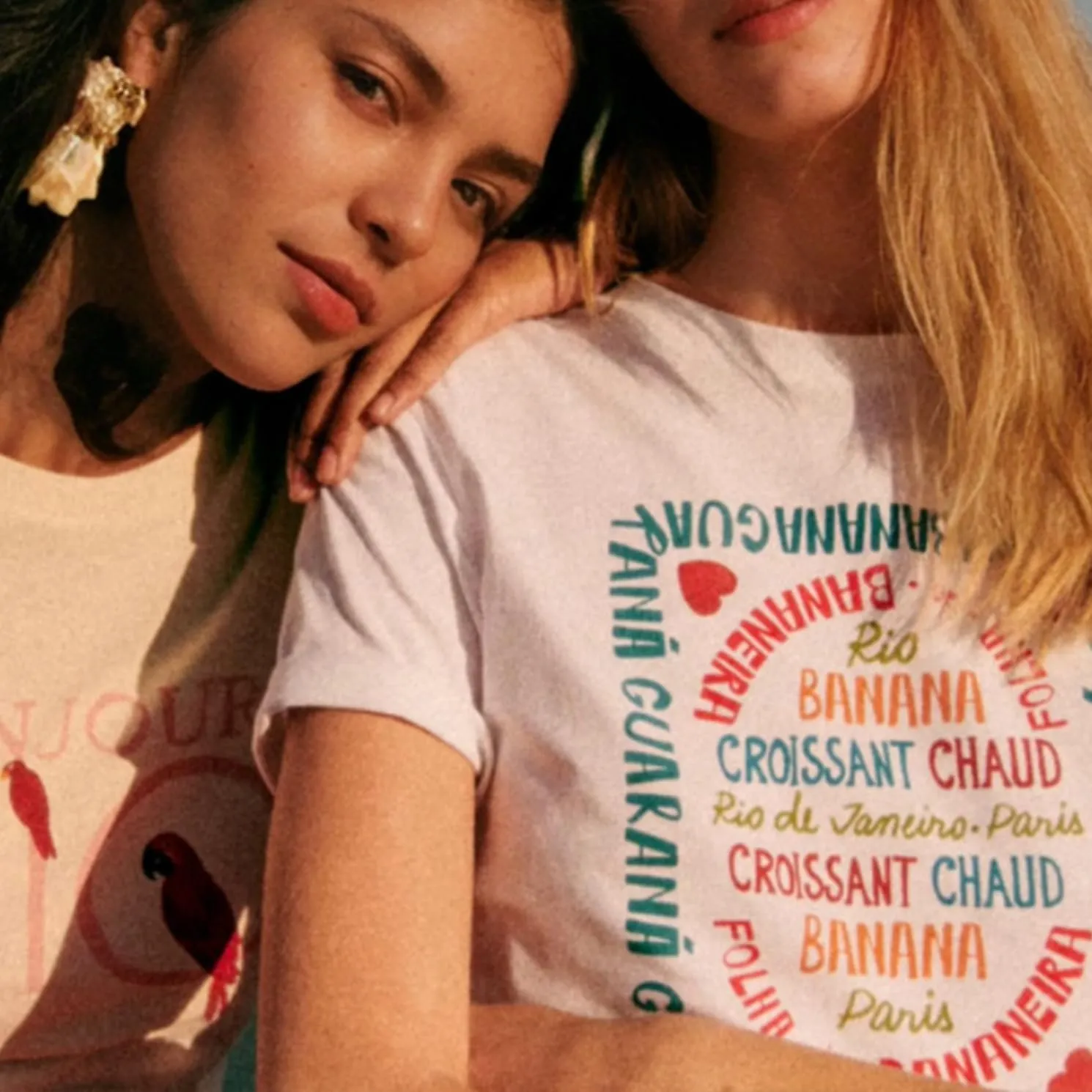 Womens Floral T Shirts Casual Boho Summer Tee Short Sleeve Oversized Beach Outfits Casual Tropical White T-Shirt